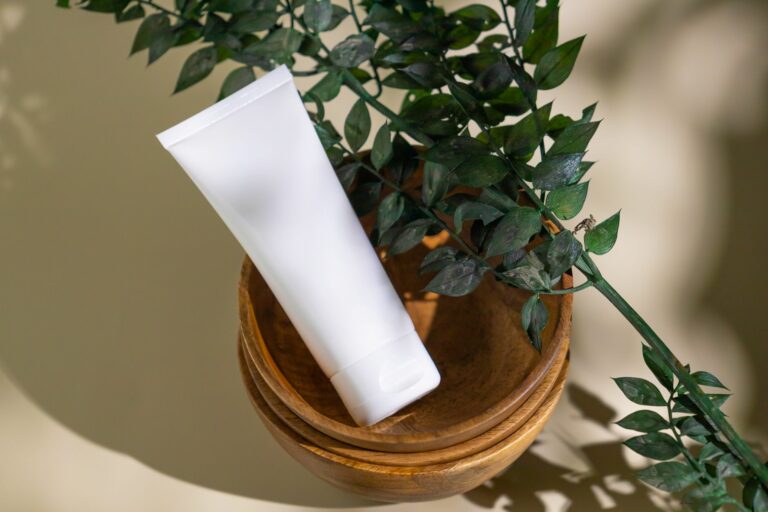 Les perturbateurs endocriniens dans les cosmétiques : comment les éviter — Savonnerie du Manoir