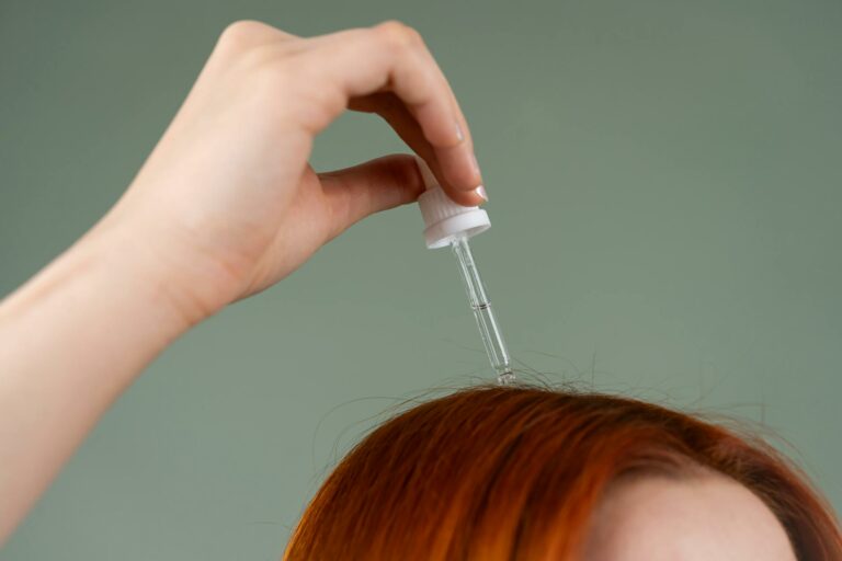Pellicules : traitement naturel efficace sans produits chimiques — Savonnerie du Manoir