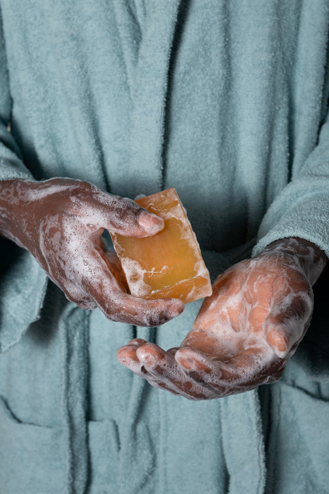 Lire la suite à propos de l’article La saponification à froid expliquée simplement