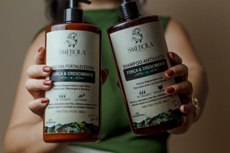 Shampoing solide anti-pellicules : efficace ou pas ? — Savonnerie du Manoir